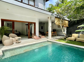 VILLA ANER walking distance to the beach